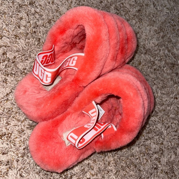 peach ugg slides